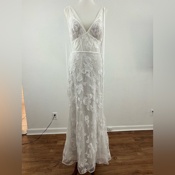 Watters Dresses & Skirts - Willowby by Watters Aileene Wedding Dress